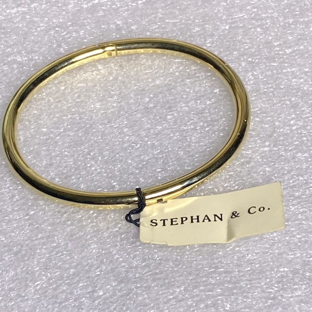 Stephan & Co. Gold tone bracelet